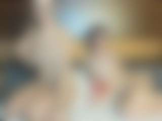 RoxySnowey's Live Sex Cam Show