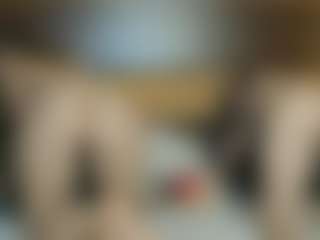 RoxySnowey's Live Sex Cam Show