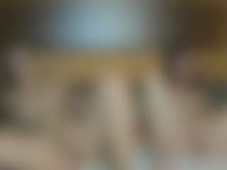 RoxySnowey's Live Sex Cam Show