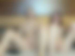 Live cam show with RoxySnowey - Lingerie on Camsoda