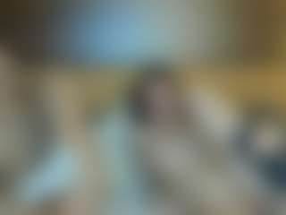 Live cam show with RoxySnowey - Blowjob on Gym Cam Girls