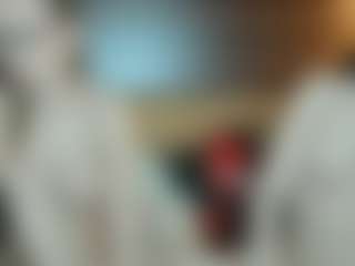 Live cam show with RoxySnowey - Fingering on fuklive.com