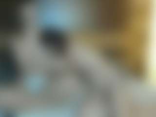 Live cam show with RoxySnowey - Fingering on Camsoda