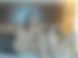 Live cam show with RoxySnowey - Squirt on Camming Site