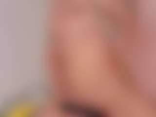 Live cam show with SARA WILD - Blowjob on fapnchat