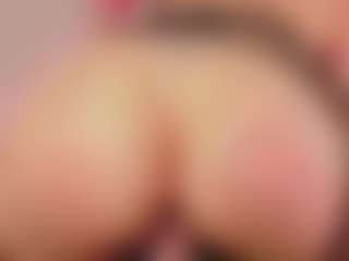 SARA WILD's Live Sex Cam Show