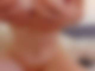 angelofloveee's Live Sex Cam Show