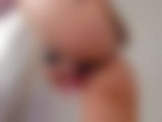 Live cam show with angelofloveee - Ass Bouncing on StripNow