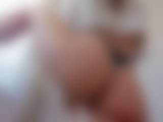 angelofloveee's Live Sex Cam Show