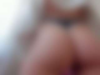 angelofloveee's Live Sex Cam Show