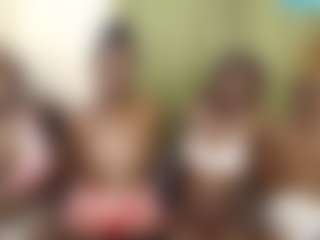 Live cam show with Black-betty - Gagging on Streamer API
