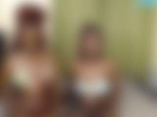 Live cam show with Black-betty - Tease on Camsoda