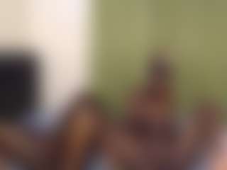 Live cam show with Black-betty - Brown Eyes on Dolls Live