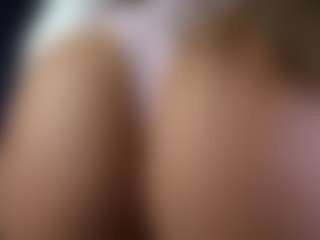 Isabella's Live Sex Cam Show