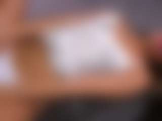 Live cam show with Isabella - Brown Hair on CamwithHer