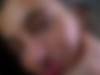 Isabella's Live Sex Cam Show