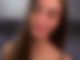 Live cam show with Isabella - Sporty on Mixed Magazine Live