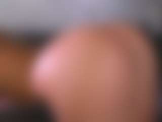 Live cam show with Isabella - Moaning on slutload