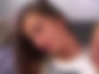 Live cam show with Isabella - Brown Hair on Chatstar