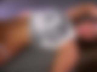 Live cam show with Isabella - Sporty on CamClone