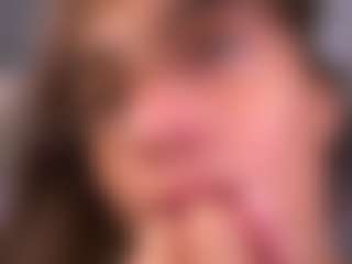 Live cam show with Isabella - College on AdultVida.com