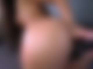 Isabella's Live Sex Cam Show