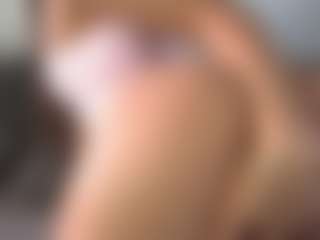Live cam show with Isabella - Bitch on Camsoda