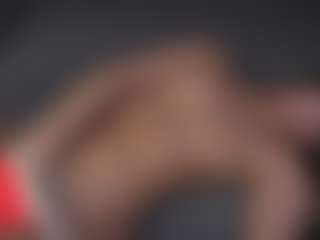 Live cam show with Isabella - Green Eyes on Cam Slut