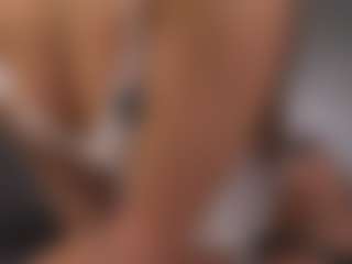 Live cam show with Isabella - Athletic on camwithhim.com