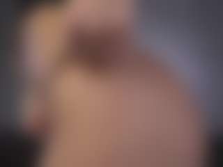 Live cam show with Isabella - Moaning on Taboo Cams XXX