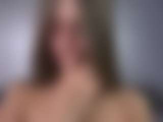 Live cam show with Isabella - Big Tits Brown Hair on friskycurves.com