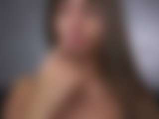 Live cam show with Isabella - Cowgirl on Dare Cams