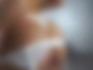 Live cam show with Isabella - Sporty on SinfulBabes