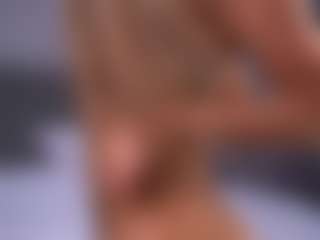 Live cam show with Isabella - Green Eyes on Porn Luv