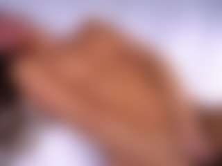 Live cam show with Isabella - College Brown Hair on studioflirtlive.com