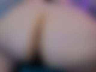 Live cam show with MeganColee - Blonde Hair Small Tits on madthumbs