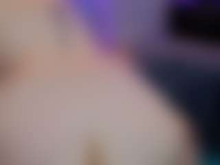 Live cam show with MeganColee - Fingering on Dare Cams