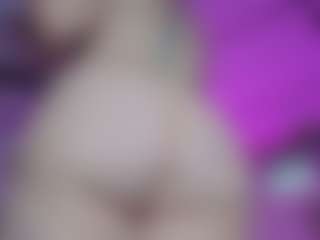 Live cam show with MeganColee - New Blowjob on Camsoda