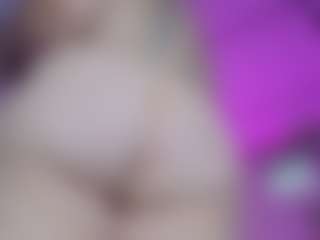 Live cam show with MeganColee - Blowjob Mature on Camsoda