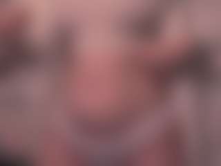 Live cam show with TheaCooling - Spank Brown Hair on TottyGirls