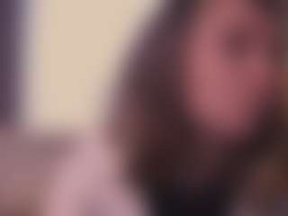 Live cam show with TheaCooling - Petite on Camsoda