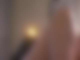 Live cam show with TheaCooling - Fingers on Gym Cam Girls