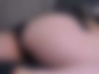 Live cam show with TheaCooling - Brown Hair on liverealitysex.com