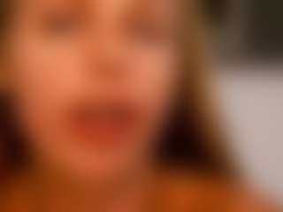 Live cam show with Alice - Blowjob on SpunkLive