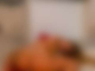 Live cam show with Alice - White Big Ass on Camsoda