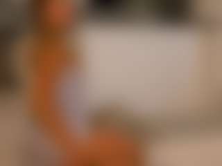 Live cam show with Alice - Squirt on Camsoda