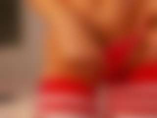 Live cam show with Alice - Blonde Hair Teen (18+) on Milf Play