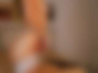 Live cam show with Alice - Spank Blonde Hair on Camsoda