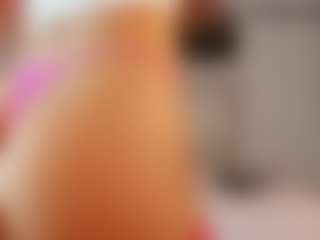 Live cam show with Alice - Squirt Blonde Hair on Camsoda