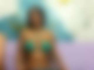 Live cam show with Shangai - Tattoos on StripNow